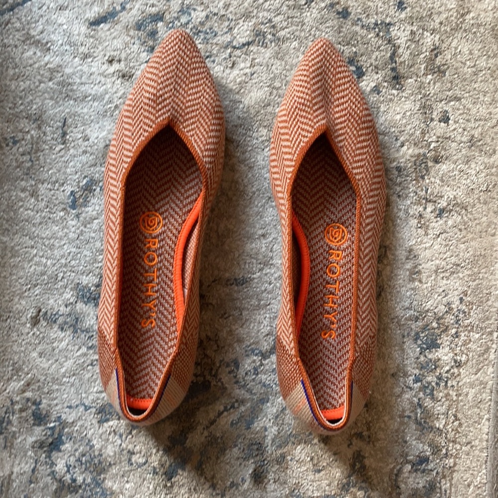 Rothys Camel Herringbone Pointed Toe Flats